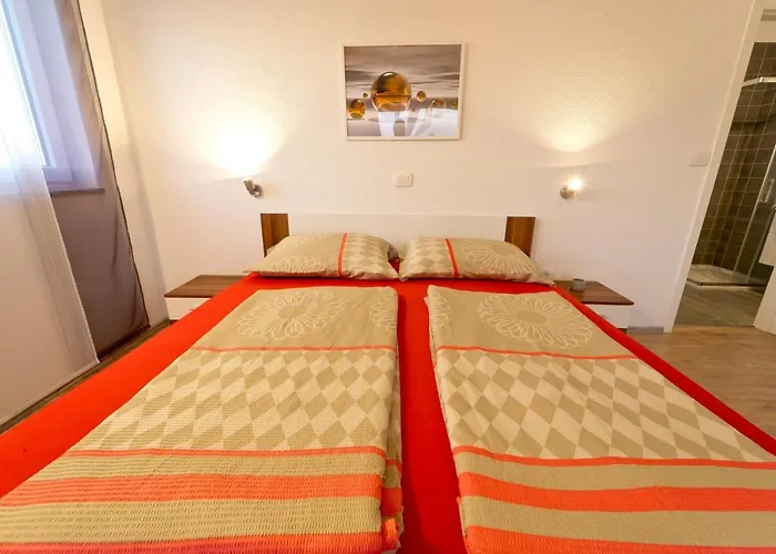 Vila Luka With Private Pool Near *