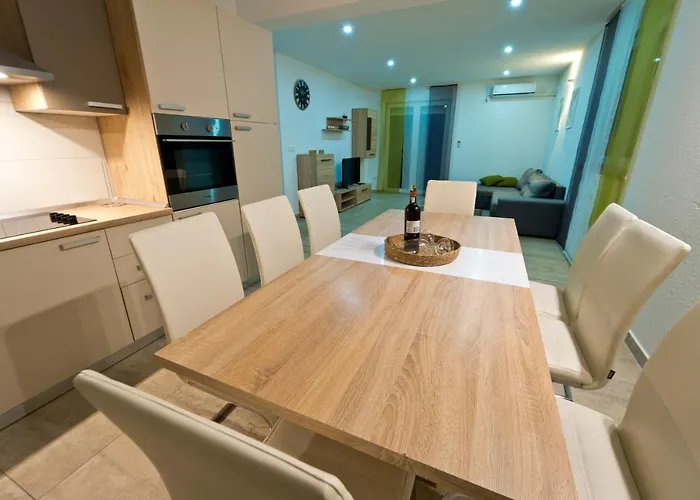 Vila Luka With Private Pool Near