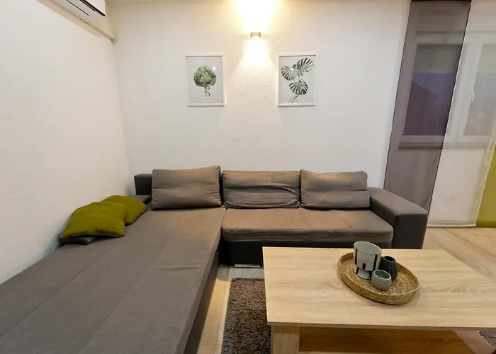 Vila Luka With Private Pool Near Pula