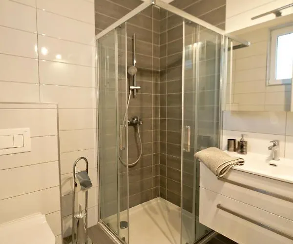 Luka With Private Pool Near *