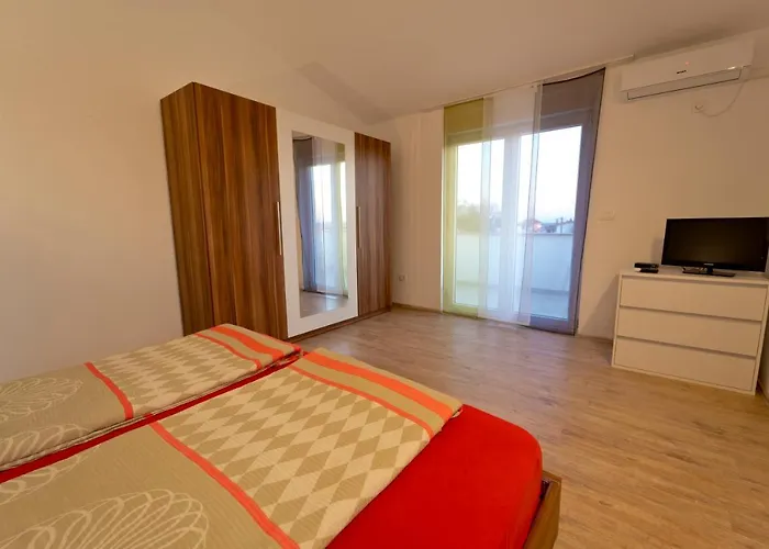 Luka With Private Pool Near * 풀라