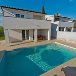 Villa Luka With Private Pool Near *